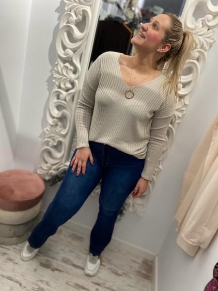 Jersey Alila Canale 2