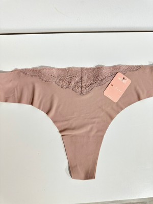 Tanga Microfiber Encaje