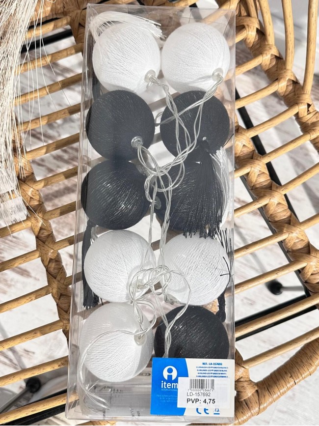 Guirnalda Led Blanca y negra