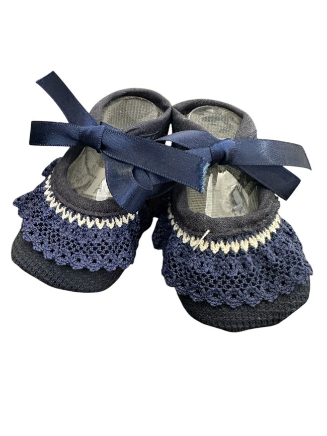 Patucos artesanos bebé lazo