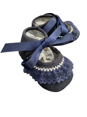 Patucos artesanos bebé lazo