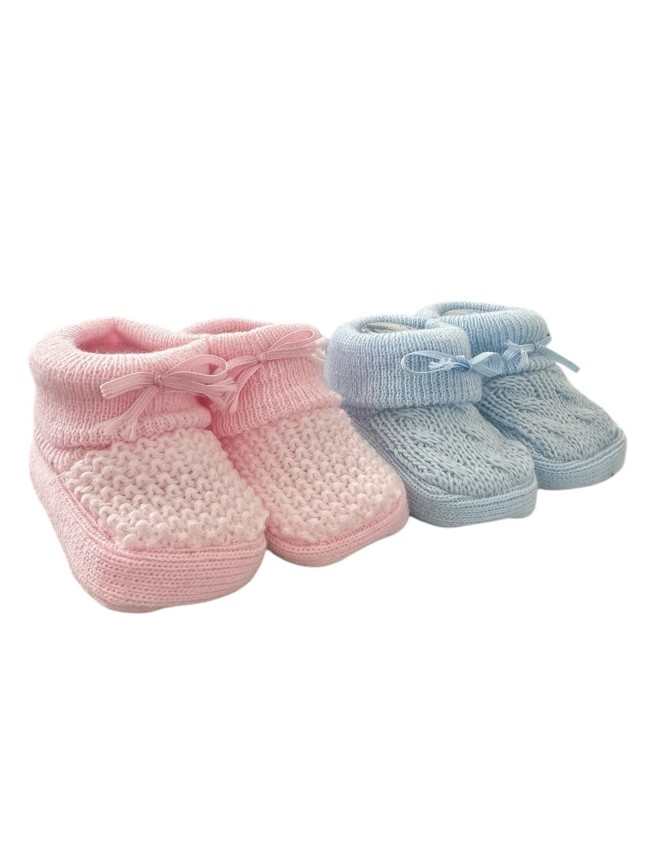 Patucos primera puesta bebés
