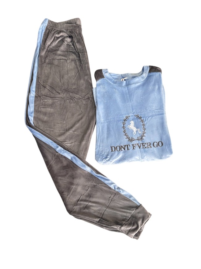 Pijama hombre caballo