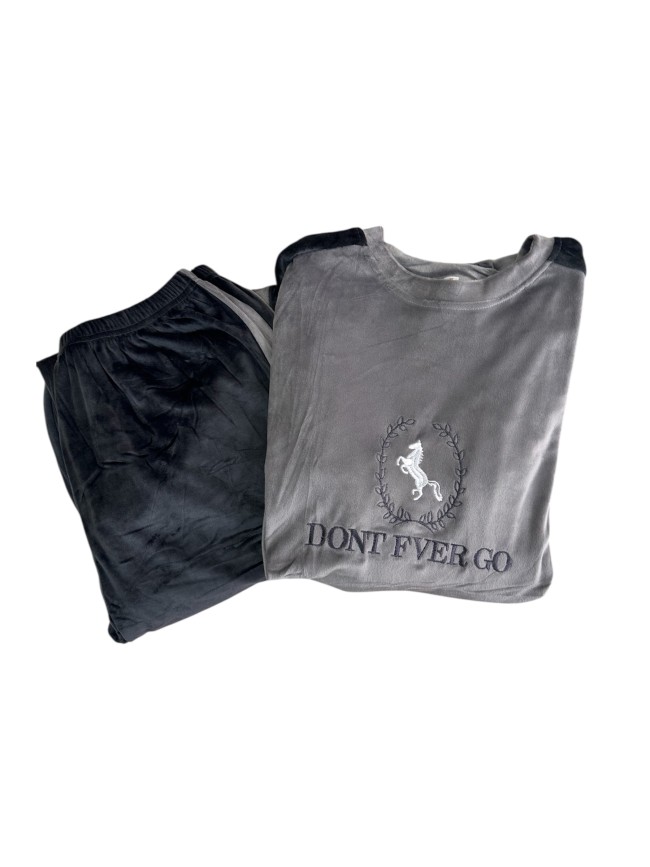 Pijama hombre caballo