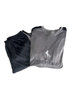 Pijama hombre caballo