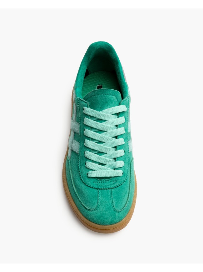 Deportiva retro Corina