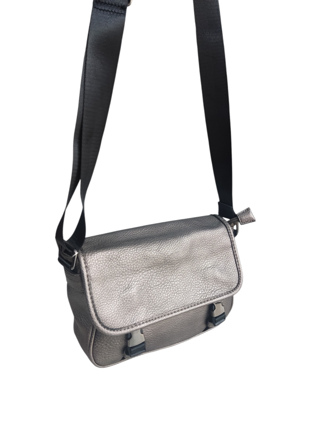 Bolso hebilla de click Laura