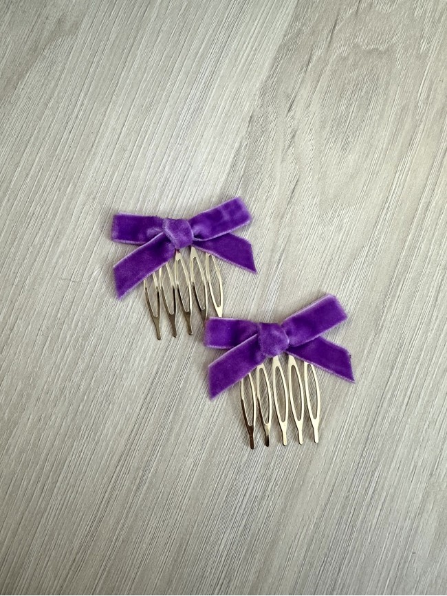 Peinecillos lazos