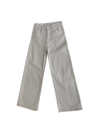 Jeans rectos desflecados
