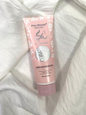 Limpiador facial Yara