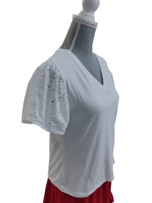 Camisetas básicas volante en manga