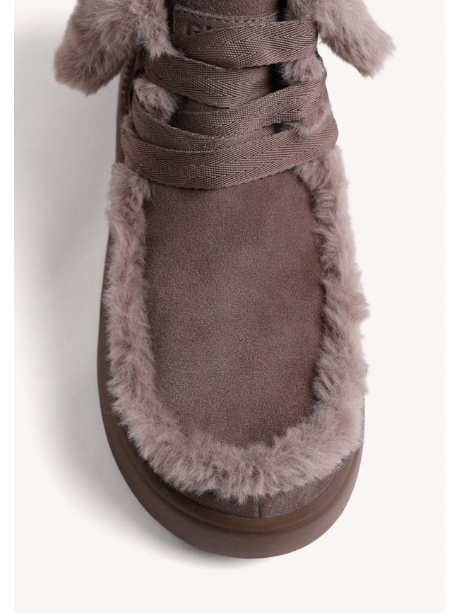 Botas australianas Gioseppo