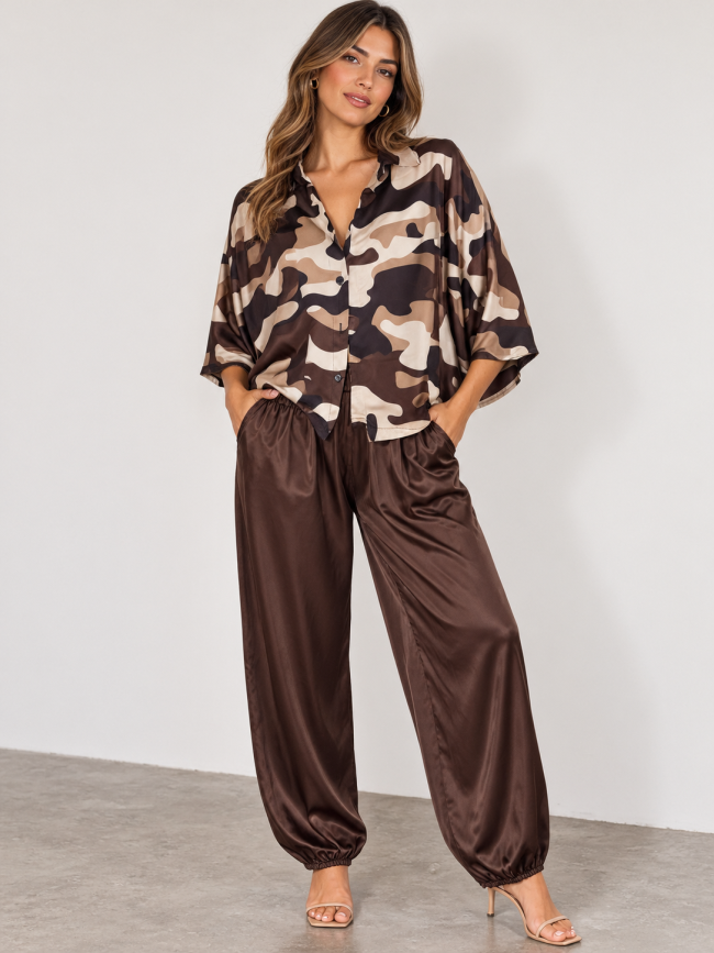 Pantalón joggers satinado